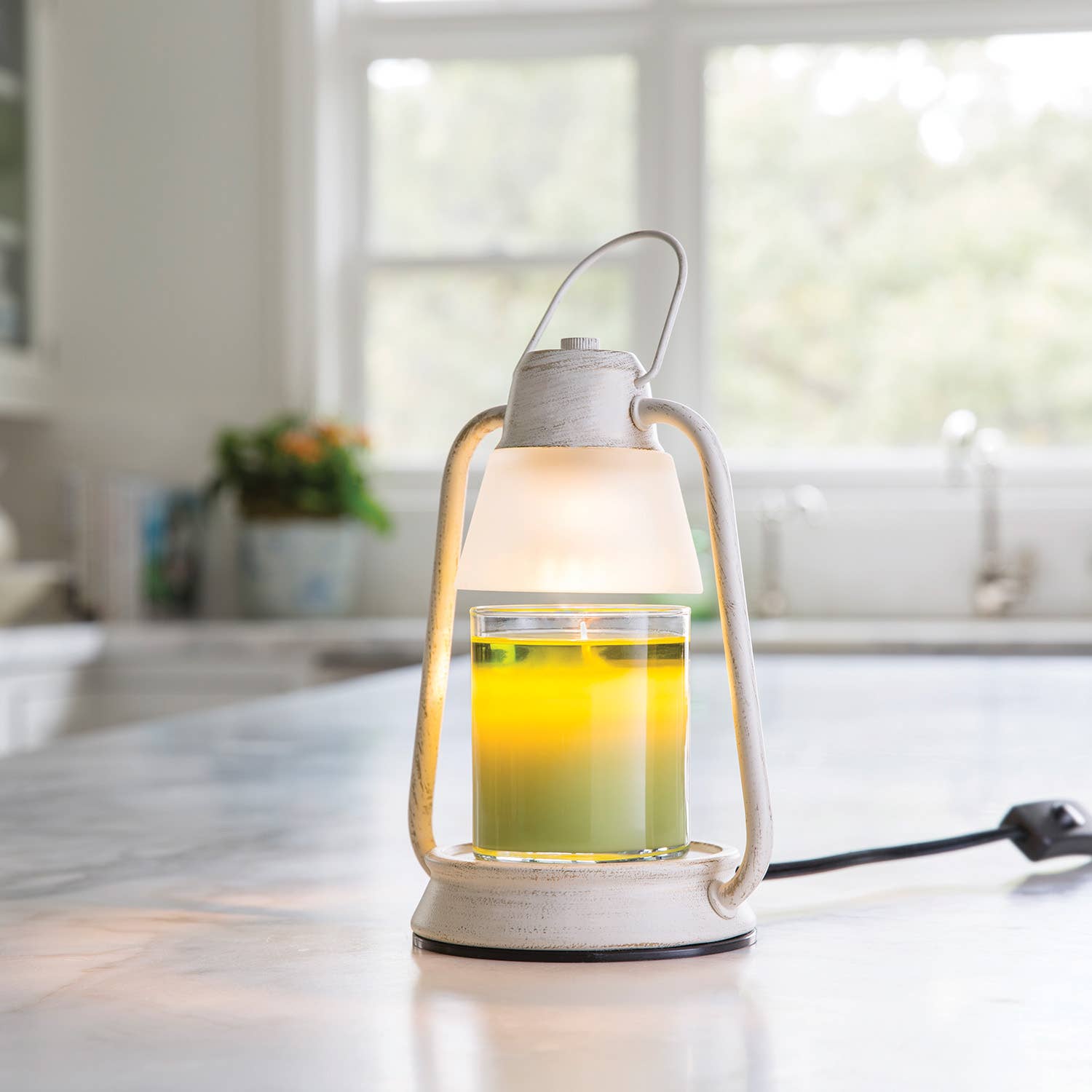 Kerzenwärmer CANDLE WARMERS® BEACON Laterne für kleine Duftkerzen creme